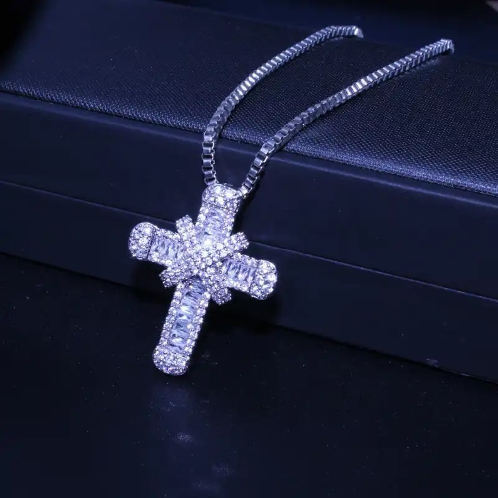 Sterling silver Classic Retro Shiny Cubic Zirconia Cross